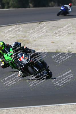 media/Sep-21-2025-TrackDaz (Sun) [[277c75b276]]/A Group/11am (Turn 3)/